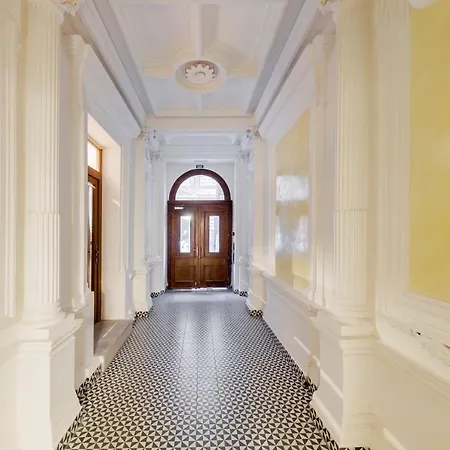 Maison 410 *